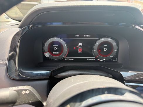 Used 2025 Nissan Pathfinder Platinum w/ Cargo Package FWD image 19