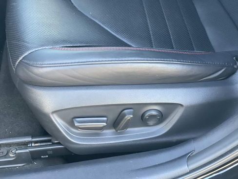 Used 2021 Toyota Avalon TRD image 21