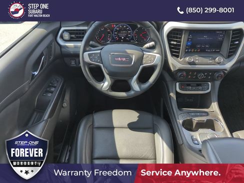 Used 2023 GMC Acadia SLT w/ Elevation Edition FWD image 14