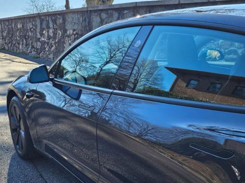 Used 2025 Tesla Model 3 Long Range image 22