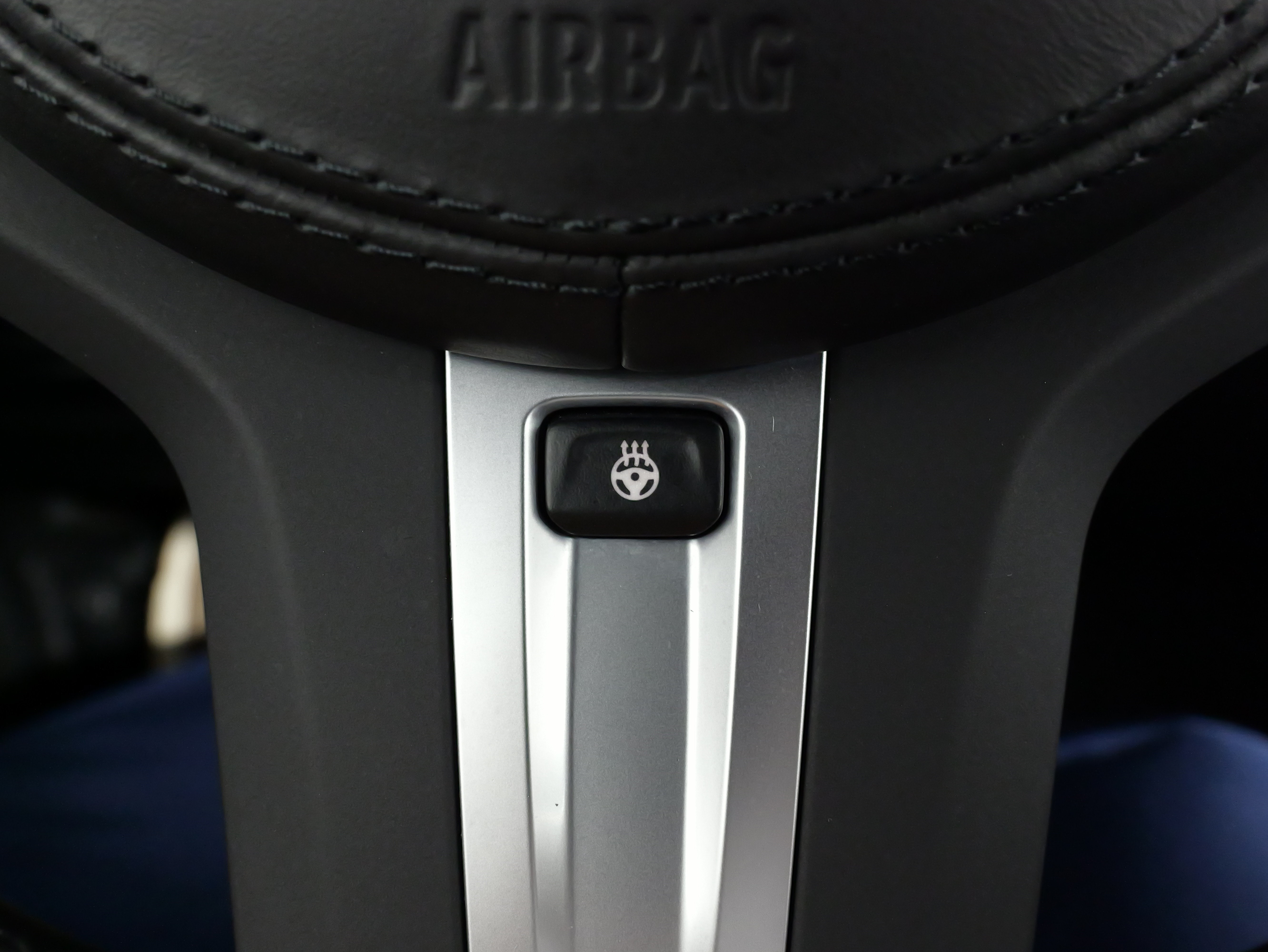 Used 2023 BMW M550i xDrive w/ Executive Package AWD/4WD image 46