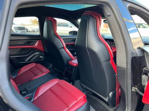 Used 2021 Porsche Taycan Turbo S image 29