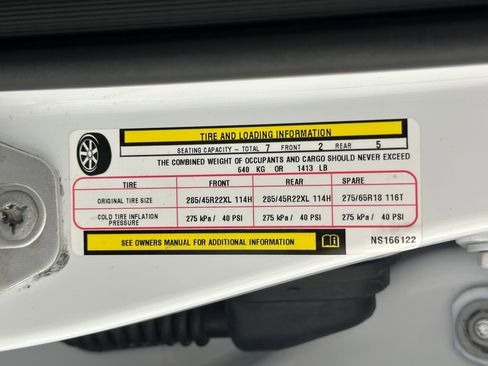 Used 2022 Jeep Grand Wagoneer Series III image 29