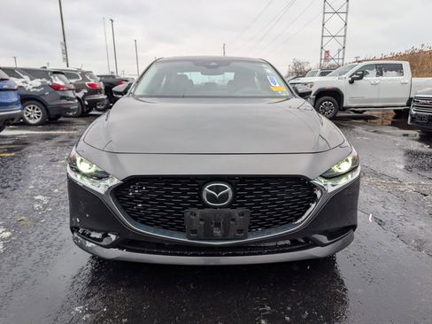 Used 2022 MAZDA MAZDA3 s image 2