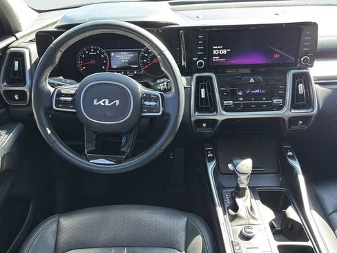Used 2023 Kia Sorento S w/ Panoramic Sunroof Package FWD image 20