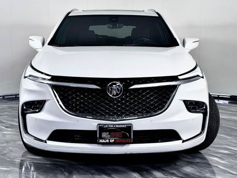 Used 2023 Buick Enclave Avenir w/ Avenir Technology Package AWD/4WD image 7