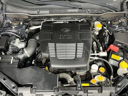 Used 2020 Subaru Forester Premium AWD/4WD image 9