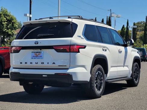 New 2026 Toyota Sequoia SR5 AWD/4WD image 5