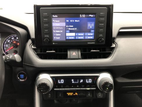 Used 2022 Toyota RAV4 XLE w/ Convenience Package image 21