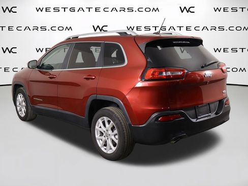 Used 2015 Jeep Cherokee Latitude w/ Comfort/Convenience Group FWD image 38