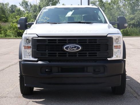 New 2025 Ford F550 4x4 Crew Cab Super Duty image 2