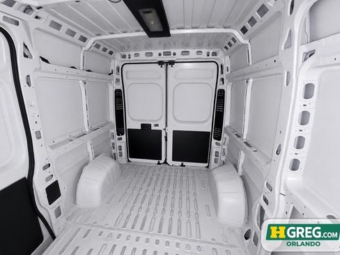 Used 2025 RAM ProMaster 2500 w/ Convenience Group FWD image 16