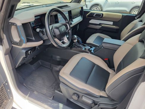 Certified 2023 Ford Bronco Wildtrak AWD/4WD image 18