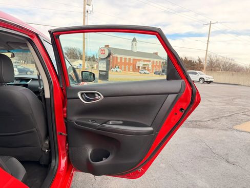 Used 2018 Nissan Sentra SV image 24