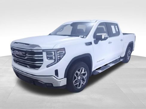 Used 2022 GMC Sierra 1500 SLT w/ SLT Premium Package AWD/4WD image 4