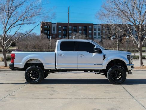 Used 2017 Ford F250 Lariat w/ Lariat Value Package image 15