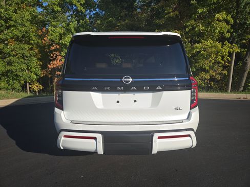 New 2026 Nissan Armada SL w/ Captain's Chari Seat Package image 8