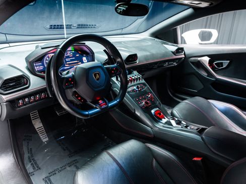 Used 2015 Lamborghini Huracan LP 610-4 image 6