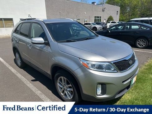 Used 2015 Kia Sorento LX FWD image 13