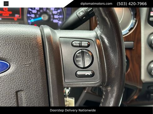 Used 2016 Ford F350 Lariat w/ Lariat Interior Package image 33