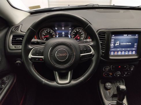 Used 2019 Jeep Compass Trailhawk AWD/4WD image 22