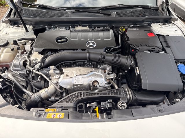 Used 2022 Mercedes-Benz A 220 4MATIC image 11