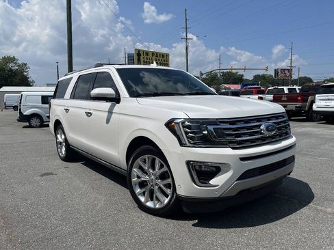 Used 2018 Ford Expedition Max Limited w/ Equipment Group 302A AWD/4WD image 2