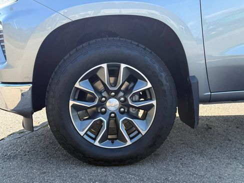 Certified 2023 Chevrolet Silverado 1500 LT AWD/4WD image 11