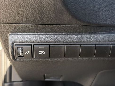 Used 2024 Toyota Corolla LE FWD image 23