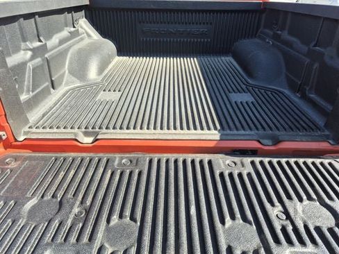 Certified 2025 Nissan Frontier PRO-4X AWD/4WD image 23