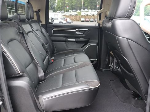 Used 2019 RAM 1500 Laramie AWD/4WD image 27