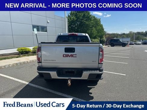 Used 2016 GMC Canyon SLT w/ Driver Alert Package AWD/4WD image 4