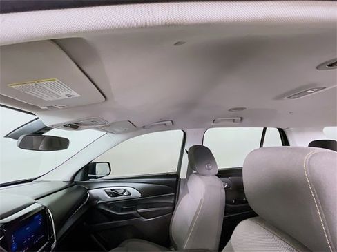 Certified 2021 Chevrolet Traverse LT w/ LPO, Blackout Package image 11