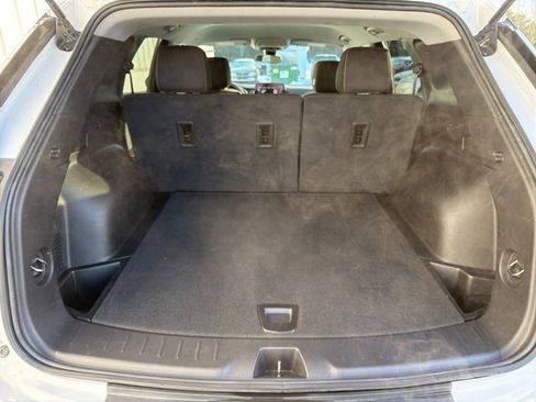 Used 2023 Chevrolet Blazer LT w/ Driver Confidence Package image 30