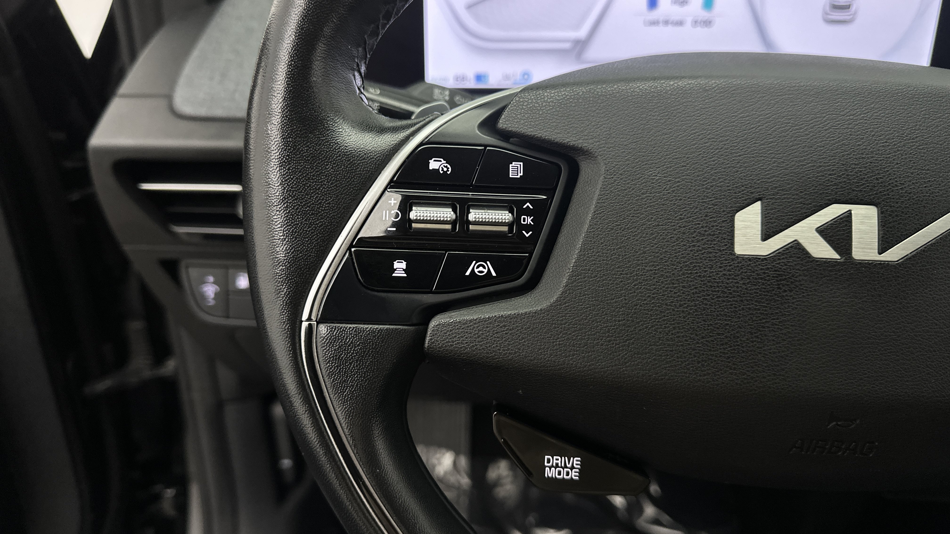 Used 2024 Kia EV6 Light AWD/4WD image 25