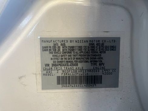 Used 2025 Nissan Kicks SR FWD image 24