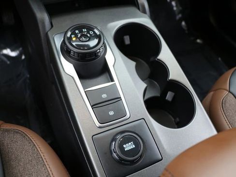 Used 2025 Ford Bronco Sport Outer Banks w/ Outer Banks Tech Package+ AWD/4WD image 24