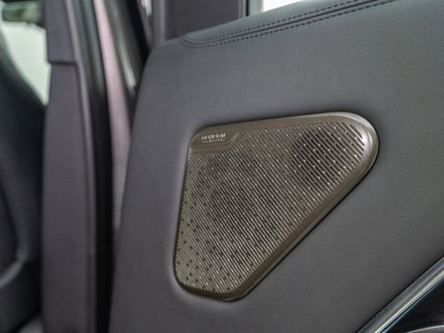 Used 2022 Land Rover Range Rover Long Wheelbase First Edition image 35