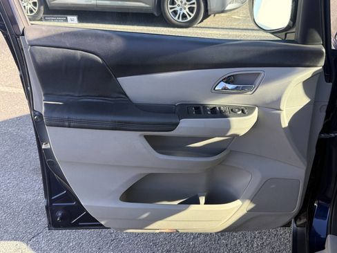 Used 2016 Honda Odyssey EX-L image 10