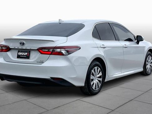 Used 2024 Toyota Camry LE image 12