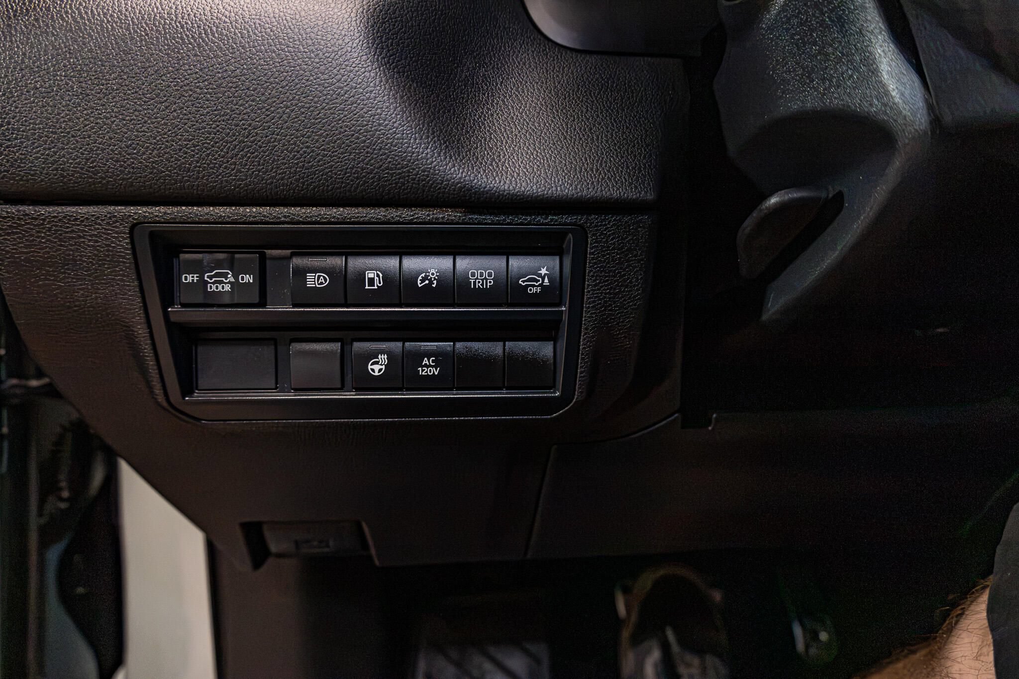 Used 2024 Toyota Sequoia Limited w/ TRD Off-Road Package AWD/4WD image 16