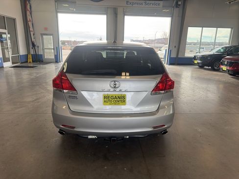 Used 2010 Toyota Venza image 4