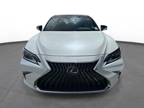 Used 2025 Lexus ES 350 w/ Premium Package FWD image 8