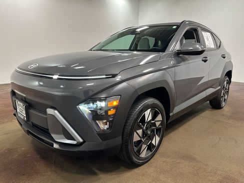 Used 2025 Hyundai Kona SEL AWD/4WD image 48