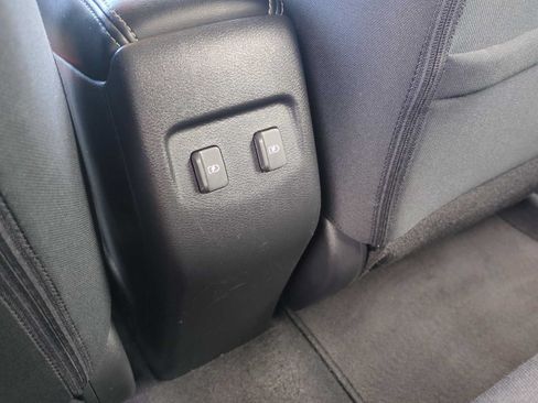 Used 2024 Nissan Kicks SR FWD image 20