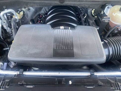 Used 2023 GMC Yukon XL Denali AWD/4WD image 31