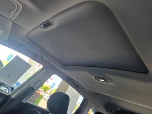 Used 2011 Honda CR-V EX image 16