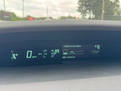 Used 2010 Toyota Prius Three image 16