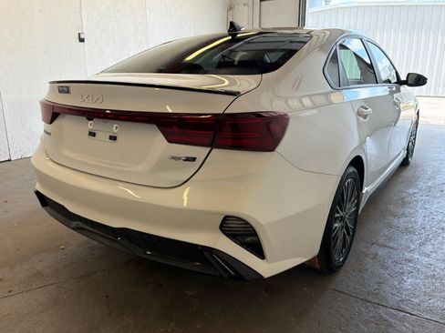 Used 2022 Kia Forte GT-Line w/ GT-Line Premium Package FWD image 4