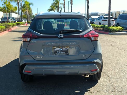 Used 2024 Nissan Kicks SV image 9